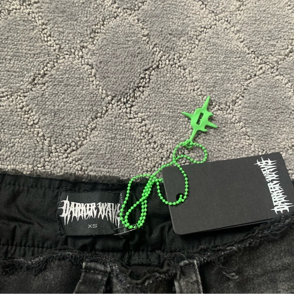 Darker Wavs pleated black denim micro mini skirt - Picture 3 of 3